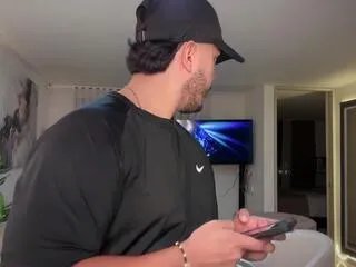 owen_pierces on Flirt4Free