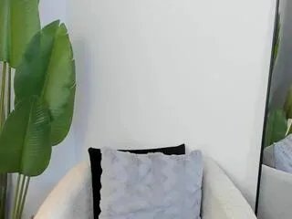 Offline pola_leone on Flirt4Free