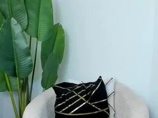 Offline pola_leone on Flirt4Free