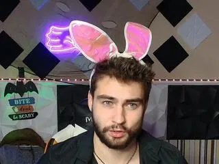 roan_birkin on Flirt4Free