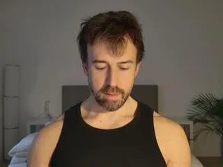 robert_smiley on Flirt4Free