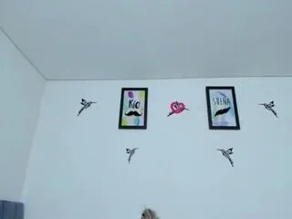 sarah_roux on Flirt4Free