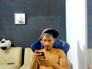 stivens_aron on Flirt4Free