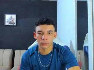 stivens_aron on Flirt4Free