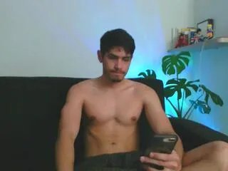 Offline tyler_lions on Flirt4Free