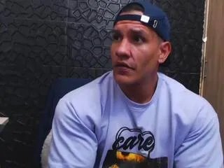 viktor_herrera on Flirt4Free