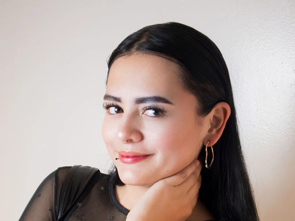 LiveJasmin NyxaRaven is Private NyxaRaven — CHOCOLATE ICE CREAM, HONESTY, CUTE DOGS, TRUE LOVE...WHAT MAKES YOUR HEART TICK?