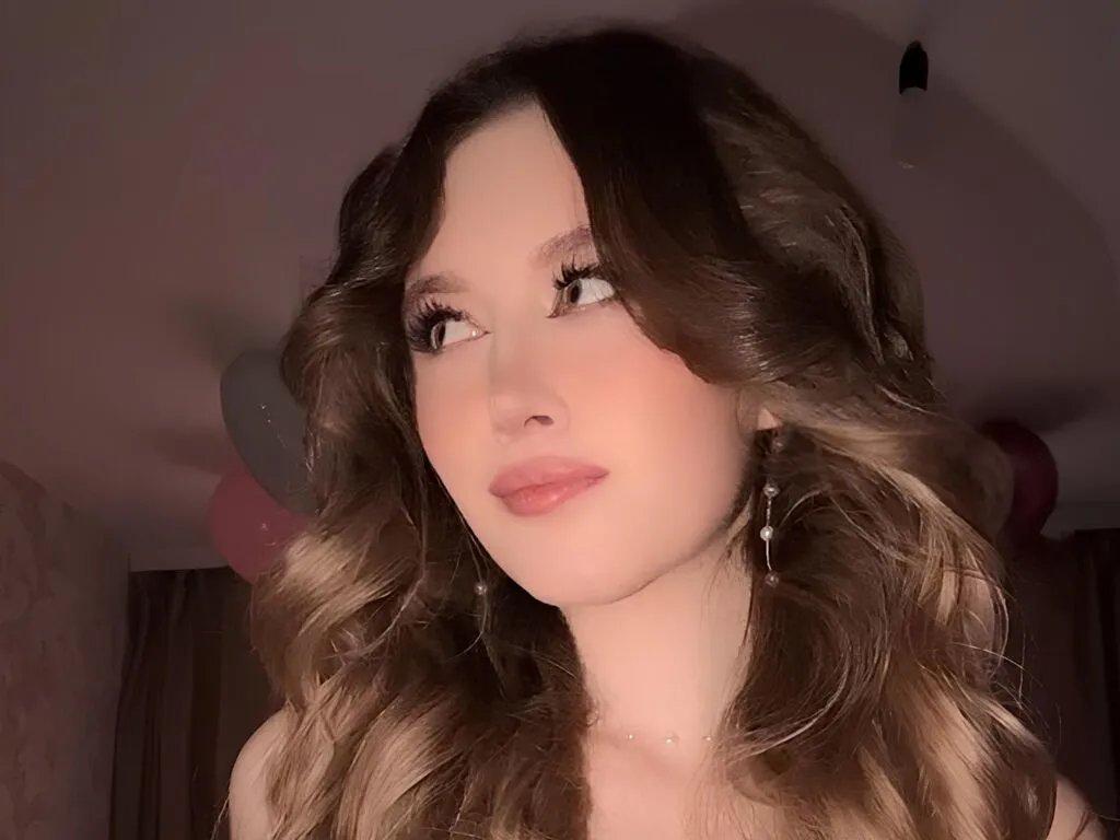 ShannanStoey — care and attention