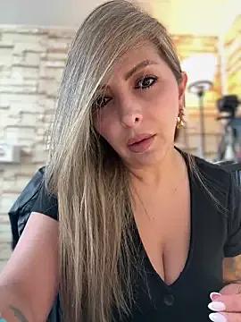StripChat _Abril-Office1 is Freechat _Abril-Office1 — Make me vibrate in public