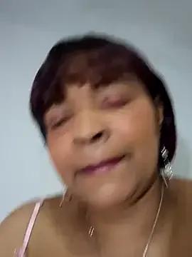 Avatar of _violetta_-