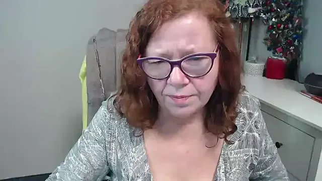 Freechat Adelewildx on StripChat