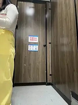 Group AiBanana on StripChat