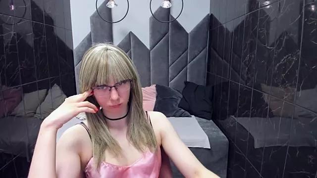 Private AlanaDreamy on StripChat