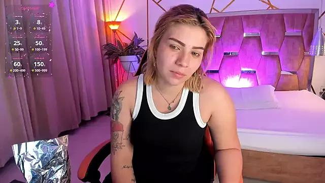 Freechat AlessiaDouce on StripChat