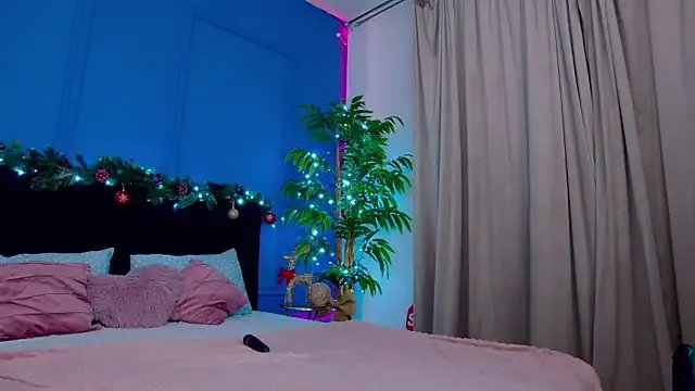 alexxisrae on StripChat