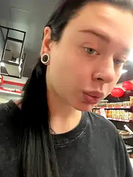 Freechat AlishaOfThorns on StripChat