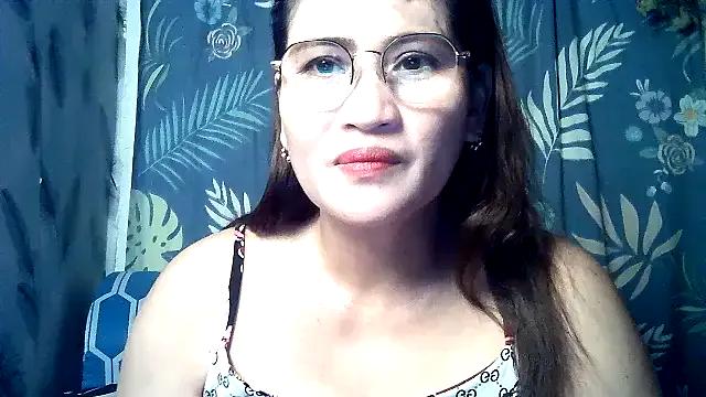 Amazing_Angel22 on StripChat 