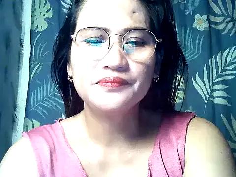 Amazing_Angel22 on StripChat 