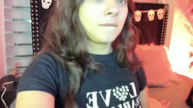 Freechat ambar_69_ on StripChat