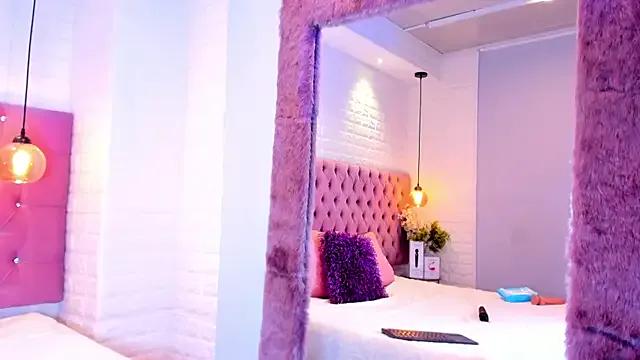 Freechat anette_bennet on StripChat