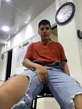 Freechat Angel_Khouri on StripChat