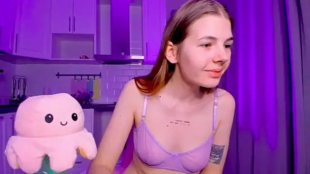 Freechat AnnaTrueno on StripChat