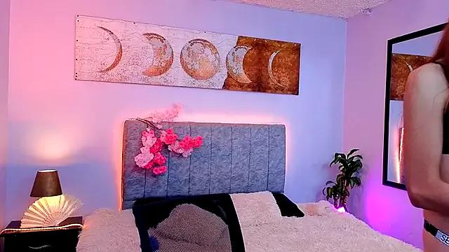 Freechat antonellastar24_ on StripChat