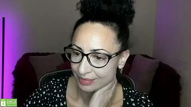 Freechat Arianasweety23 on StripChat