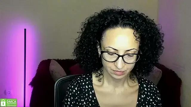 Freechat Arianasweety23 on StripChat