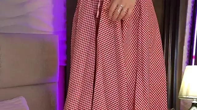 Freechat AriWild on StripChat