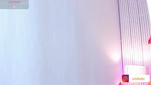 Freechat arlediaz1 on StripChat