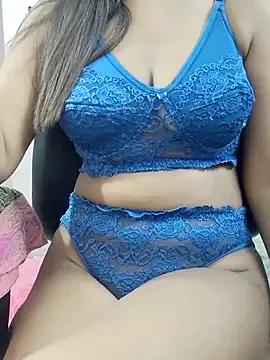 Freechat Banii_22 on StripChat