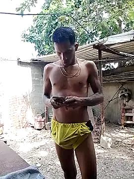 StripChat blackhot30 is Freechat blackhot30 — Desnudo al aire libre