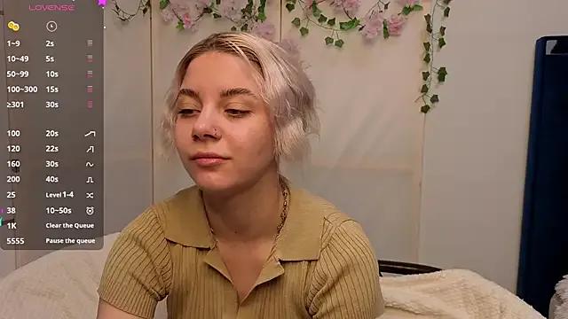 BlissBoardley on StripChat