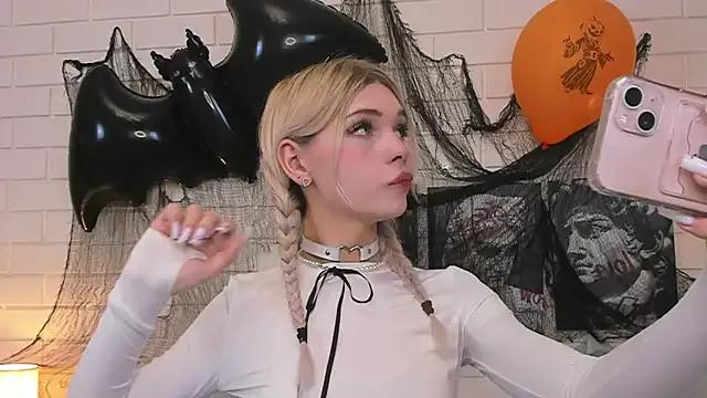 Freechat Blondy_Fina on StripChat