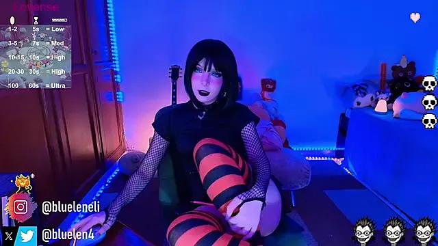 Freechat bluelen on StripChat