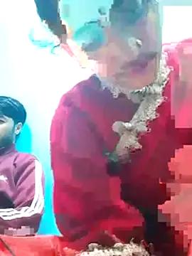 Freechat bold-couple on StripChat