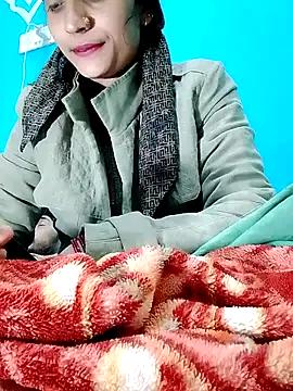 Freechat bold-couple on StripChat