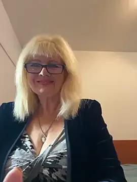 Freechat BoloshkaBlonda on StripChat