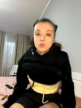 Freechat bunnythetailor on StripChat