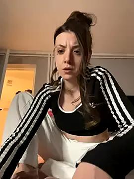 Freechat bunnythetailor on StripChat