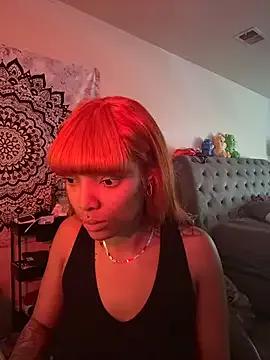 Freechat butterflybootyy on StripChat