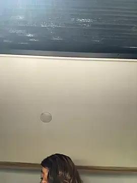 Freechat butterflybootyy on StripChat