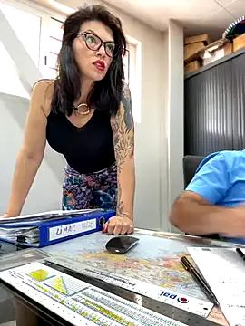 Freechat CarlaConnorTV on StripChat