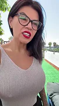 Freechat CarlaConnorTV on StripChat