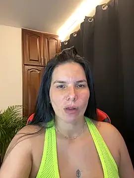 Freechat carol_cruz133 on StripChat