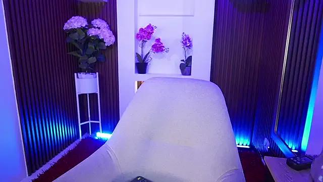 Freechat CattleyaScaly on StripChat