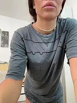 CelineReys on StripChat