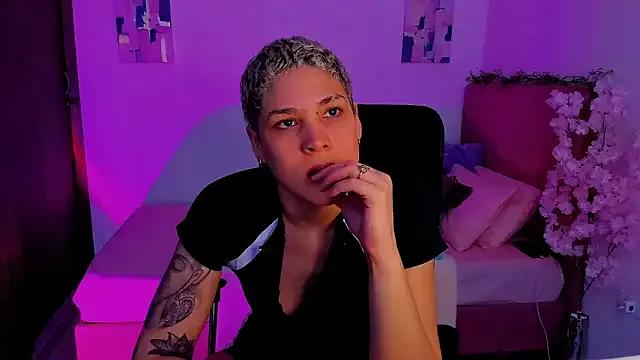 Freechat Charlee_pink on StripChat