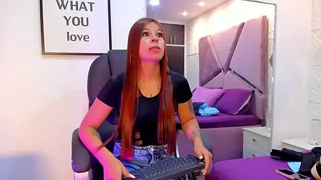Freechat Charlotte_Ice1 on StripChat